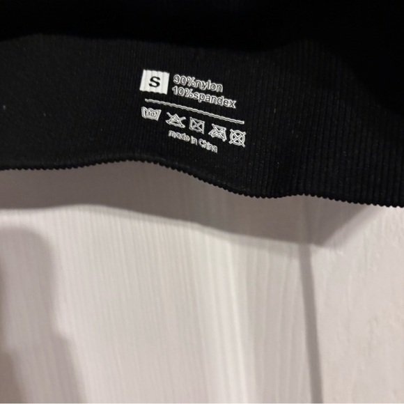 OQQ 3 Bra Top Bundle - Black - Blue - Green - Size Small - EUC - Picture 4 of 5